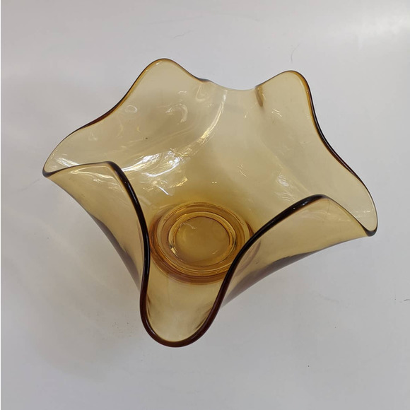 Vintage MCM Amber Ruffled Handkerchief Glass Bowl, Mid Century Decor Art Glass - Picture 3 of 10
